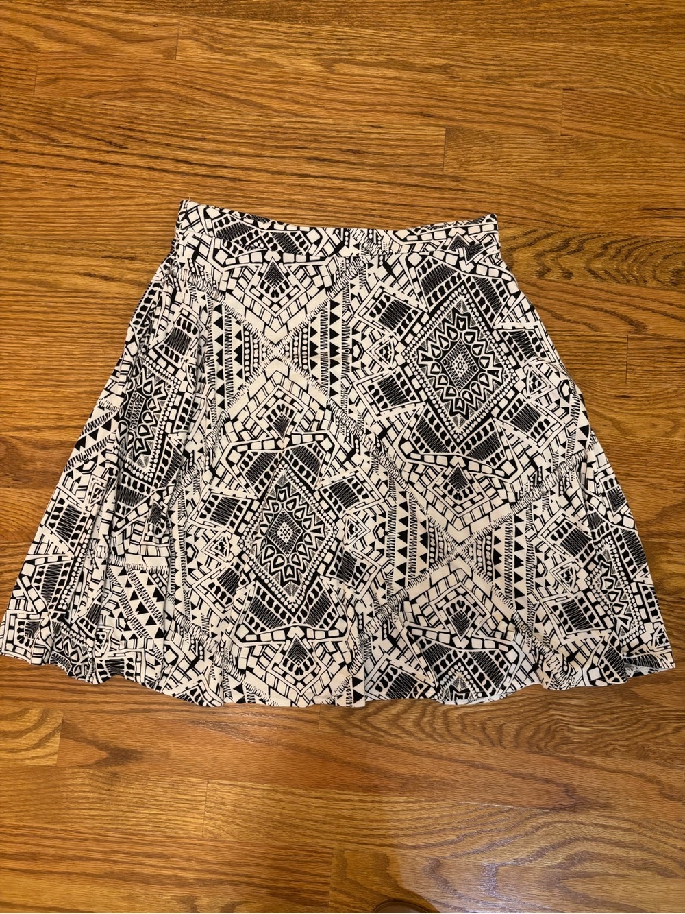 Cynthia Rowley Black & White Geometric A-Line Skirt